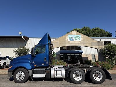 2019 International LT