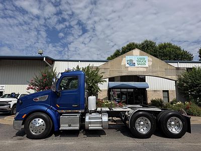 2017 Peterbilt 579