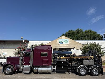 2015 Peterbilt 389