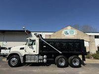 2015 Mack GRANITE GU713