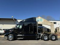 2017 Peterbilt 579