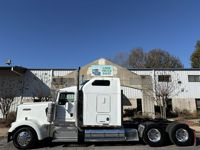 2003 Kenworth W900L