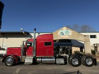 2020 Peterbilt 389