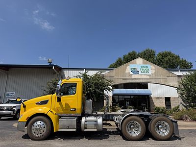 2017 Peterbilt 579