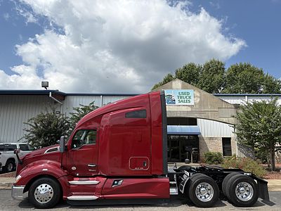 2023 Kenworth T680