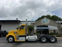 2014 Freightliner CORONADO 132