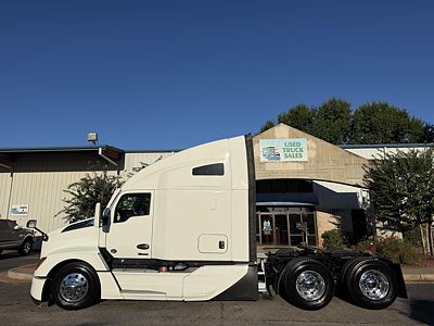 2023 Kenworth T680