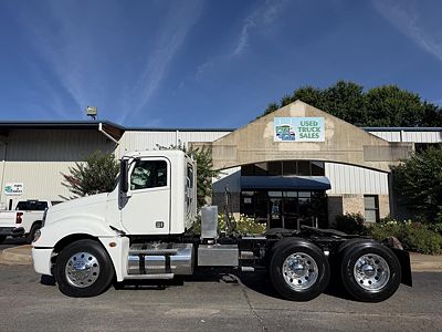 2016 Freightliner COLUMBIA 120