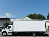 2018 Freightliner BUSINESS CLASS M2 106