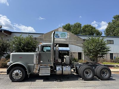 2020 Peterbilt 389