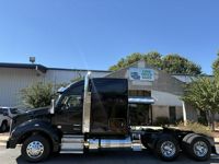 2022 Kenworth T880