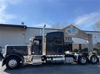 2020 Peterbilt 389