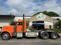 2019 Peterbilt 389