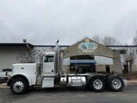 2020 Peterbilt 389
