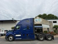 2021 Freightliner CASCADIA 126