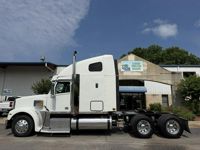 2020 Freightliner CORONADO 132