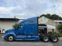 2022 Kenworth T680