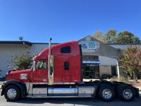 2015 Freightliner CORONADO 132