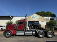 2019 Kenworth W900L