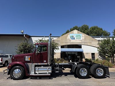 2020 Freightliner CORONADO 132