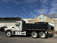 2015 Mack GRANITE GU713