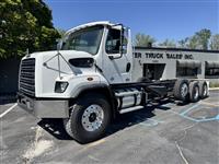 2016 Freightliner 108SD