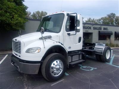 2019 Freightliner M2 106