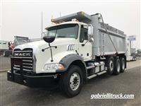 2018 Mack GU813