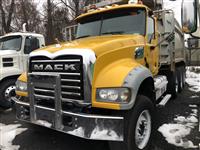Used 2015 Mack GU713 for Sale