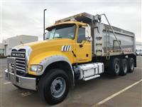 Used 2014 Mack GU713 for Sale