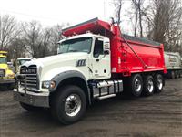 2019 Mack GR64F