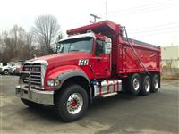 2020 Mack GR64F