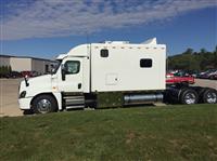 2017 Freightliner CA125DCG