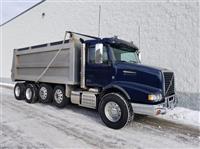 Used 2016 Volvo VHD64B200 for Sale