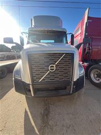 2019 Volvo VNL64