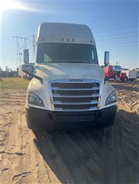 2020 Freightliner CA126SLP - Cascadia 