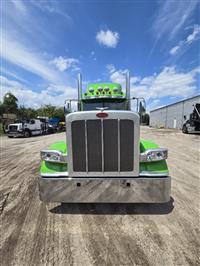 2023 Peterbilt 389