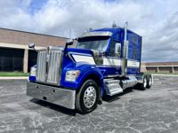 2023 Kenworth W990