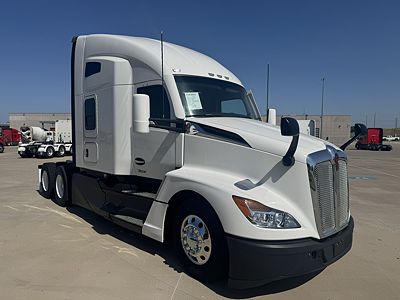2023 Kenworth T680