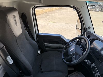 2022 Kenworth T880