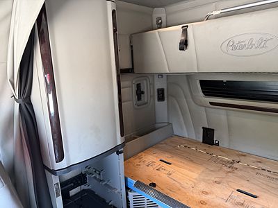2021 Peterbilt 579