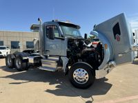 2022 Peterbilt 567