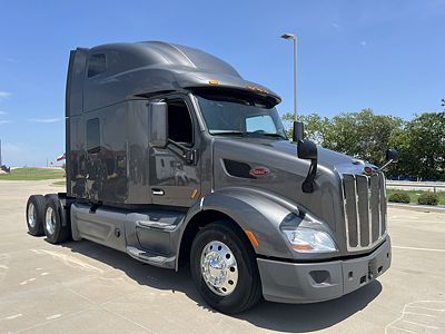 2022 Peterbilt 579