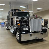 2025 Kenworth W900L