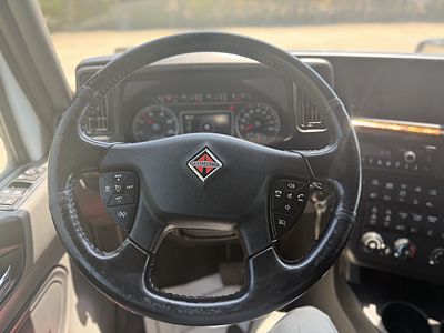2022 International LT625