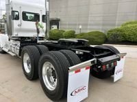2027 Kenworth W900L