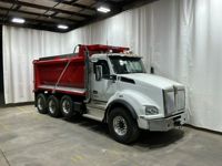 2027 Kenworth T880