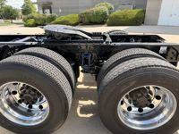 2022 Kenworth T880