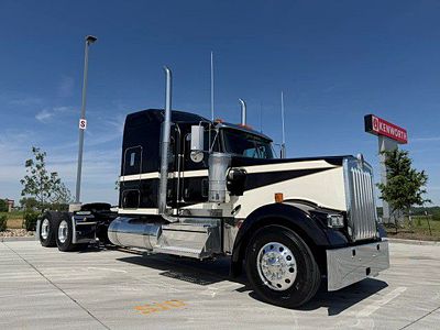 2027 Kenworth W900L