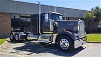 2025 Kenworth W900L